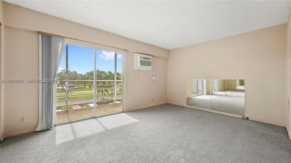 Property Slideshow image 3 of 10 | 79 suffolk b 79, Boca Raton, FL, 33434
