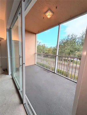 Property Slideshow image 3 of 49 | 4723 lucerne lakes blvd e unit e 634, Lake Worth, FL, 33467