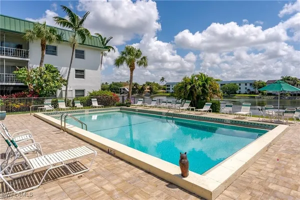 Property Slideshow image 2 of 17 | 3030 binnacle dr 107, Naples, FL, 34103