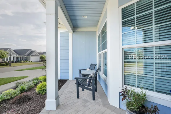 Property Slideshow image 3 of 70 | 216 palmdale ln, Bluffton, SC, 29909
