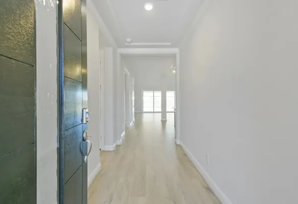 Property Slideshow image 2 of 13 | 5111 silverbell ln, Montgomery, TX, 77316