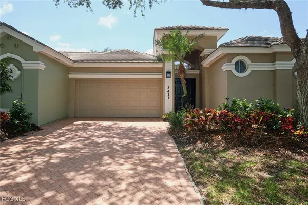 Property Slideshow image 2 of 36 | 3411 marbella ct, Bonita Springs, FL, 34134