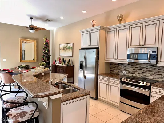 Property Slideshow image 3 of 36 | 3411 marbella ct, Bonita Springs, FL, 34134