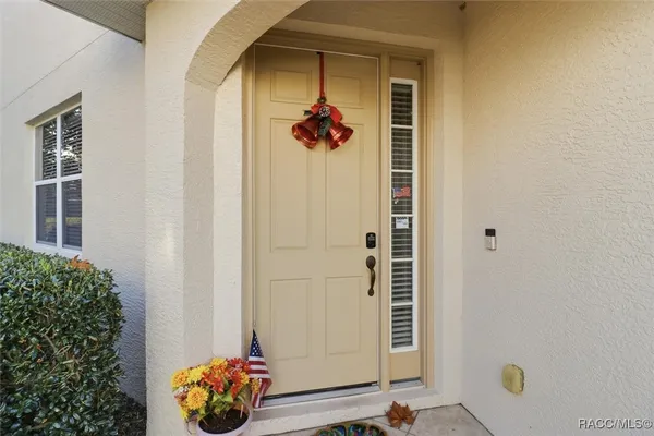 Property Slideshow image 3 of 48 | 1668 w spring meadow loop, Lecanto, FL, 34461