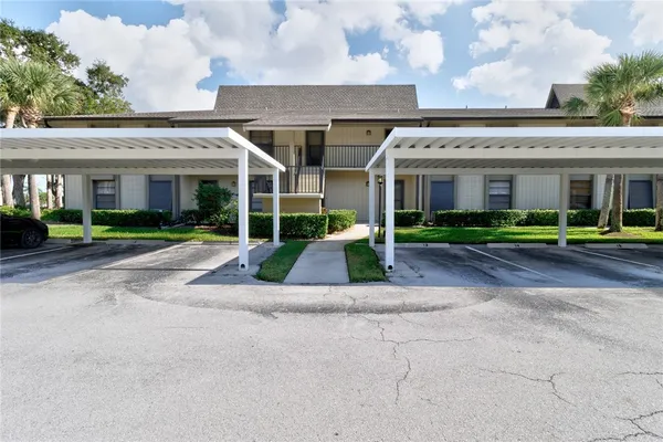 Property Slideshow image 3 of 28 | 31 plantation dr apt 203, Vero Beach, FL, 32966