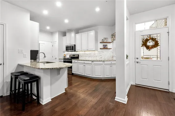 Property Slideshow image 3 of 34 | 310 azalea ct, Canonsburg, PA, 15317