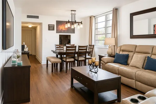 Property Slideshow image 2 of 10 | 6300 nw 62nd st 101, Tamarac, FL, 33319