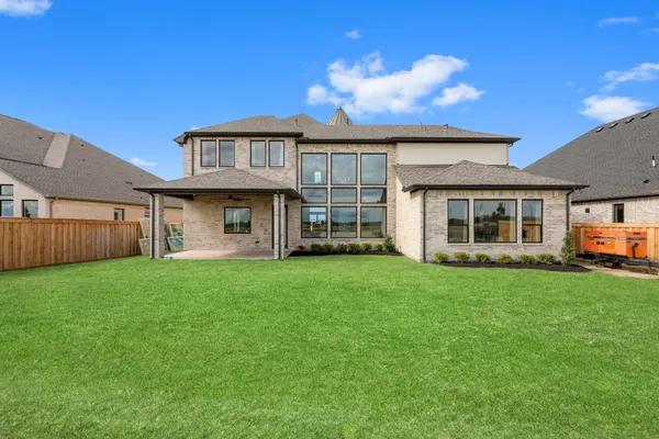 Property Slideshow image 3 of 32 | 5051 wildtree crk, Magnolia, TX, 77316