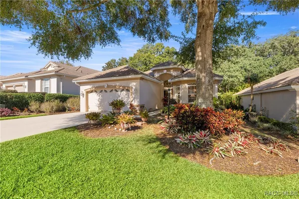 Property Slideshow image 2 of 84 | 389 w doerr path, Hernando, FL, 34442