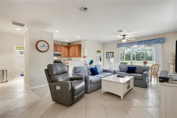 Property Slideshow image 3 of 27 | 3464 crosswater dr, North Fort Myers, FL, 33917
