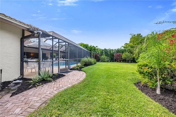 Property Slideshow image 3 of 22 | 737 anchor rode dr, Naples, FL, 34103