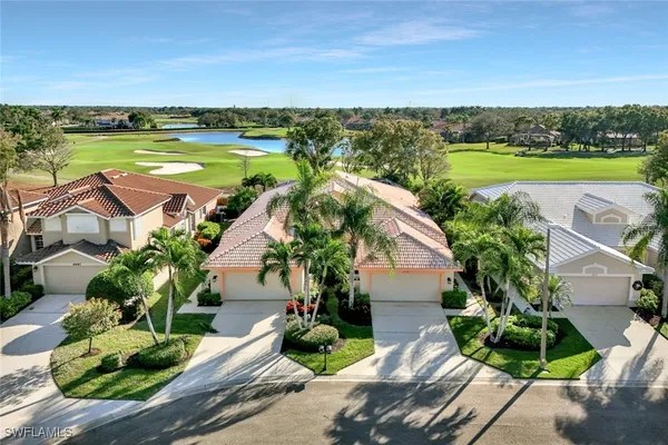 Property Slideshow image 2 of 25 | 6679 castlelawn pl # 16, Naples, FL, 34113
