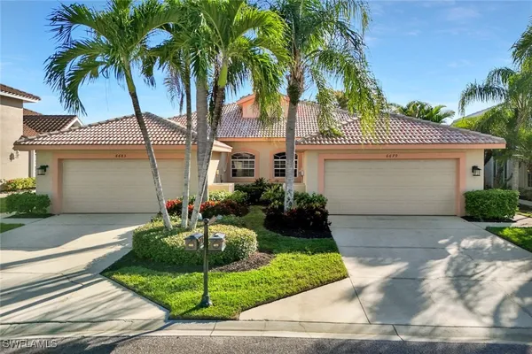 Property Slideshow image 3 of 25 | 6679 castlelawn pl # 16, Naples, FL, 34113