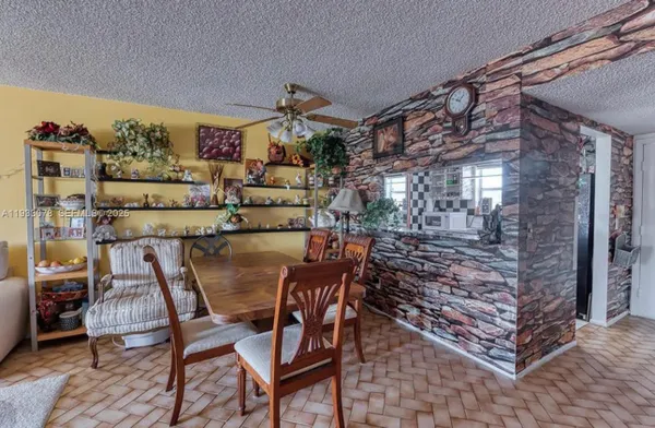 Property Slideshow image 2 of 9 | 12027 greenway cir s apt 206, Royal Palm Beach, FL, 33411