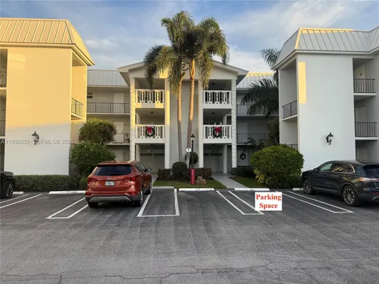 Property Slideshow image 2 of 44 | 7 colonial club dr 302, Boynton Beach, FL, 33435