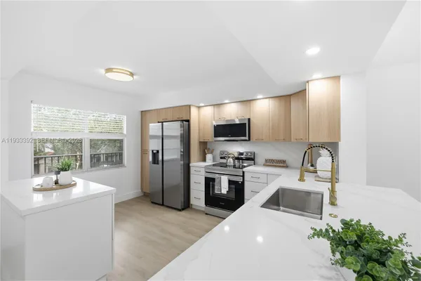 Property Slideshow image 3 of 53 | 1101 sw 128th ter 313c, Pembroke Pines, FL, 33027