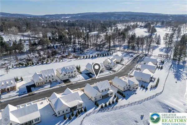 Property Slideshow image 3 of 42 | 4574 old saucon rd, Upper Saucon Twp, PA, 18015
