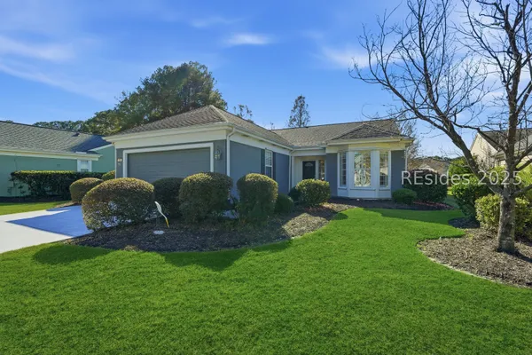 Property Slideshow image 3 of 70 | 26 lacebark ln, Bluffton, SC, 29909