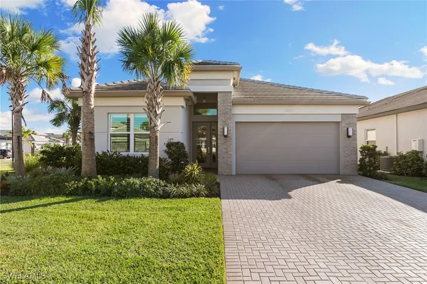 Property Slideshow image 3 of 50 | 12372 dahlia ct, Naples, FL, 34120