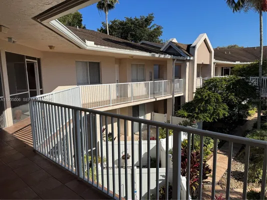 Property Slideshow image 2 of 17 | 7557 trent dr 213, Tamarac, FL, 33321