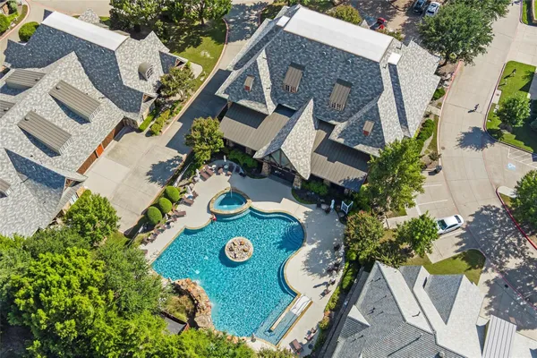 Property Slideshow image 2 of 23 | 5204 sutton cir, Mckinney, TX, 75070