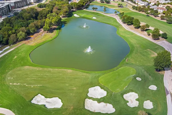 Property Slideshow image 3 of 23 | 5204 sutton cir, Mckinney, TX, 75070