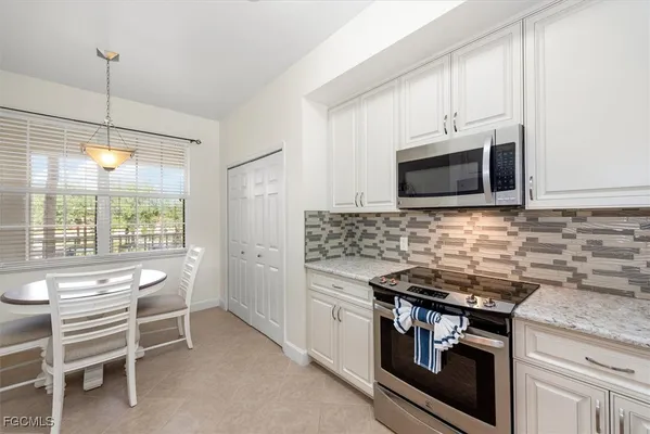 Property Slideshow image 2 of 30 | 10710 ravenna way unit 203, Fort Myers, FL, 33913
