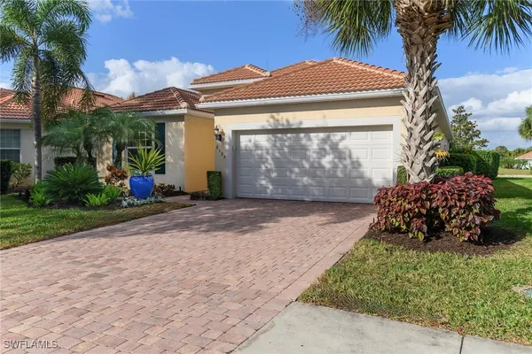Property Slideshow image 3 of 49 | 8595 palermo ct, Naples, FL, 34114