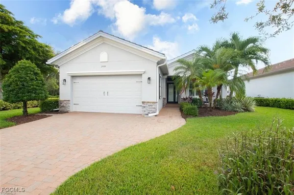 Property Slideshow image 3 of 46 | 2999 willow ridge ct, Fort Myers, FL, 33905