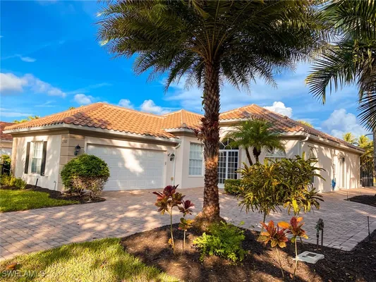 Property Slideshow image 3 of 43 | 2740 island pond ln, Naples, FL, 34119