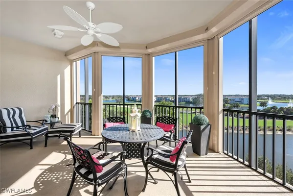 Property Slideshow image 2 of 19 | 580 el camino real 3504, Naples, FL, 34119