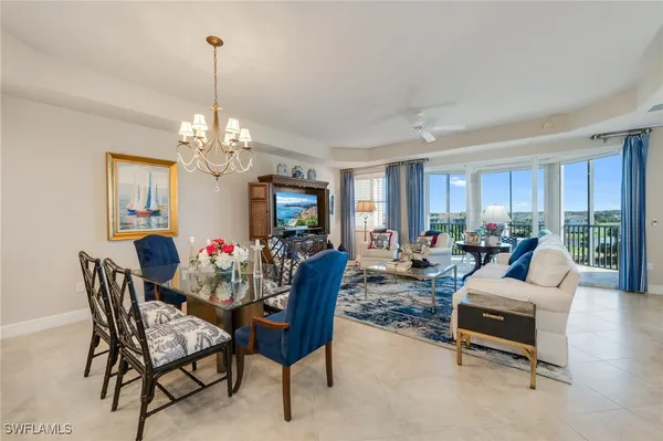 Property Slideshow image 3 of 19 | 580 el camino real 3504, Naples, FL, 34119