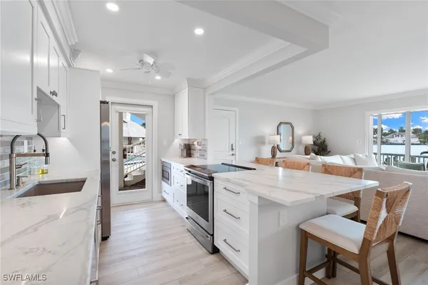 Property Slideshow image 2 of 39 | 322 harbour dr 103a, Naples, FL, 34103