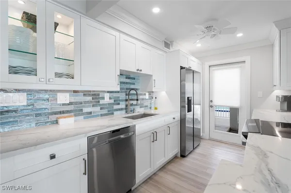 Property Slideshow image 3 of 39 | 322 harbour dr 103a, Naples, FL, 34103