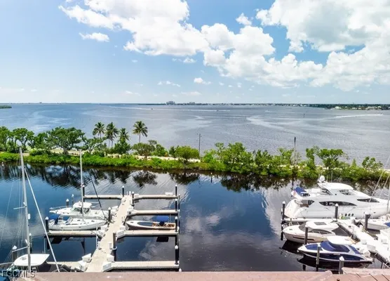 Property Slideshow image 2 of 40 | 14334 harbour landings dr 17a, Fort Myers, FL, 33908