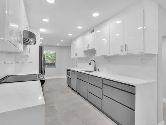 Property Slideshow image 2 of 32 | 1601 abaco dr f3, Coconut Creek, FL, 33066