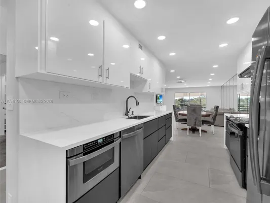 Property Slideshow image 3 of 32 | 1601 abaco dr f3, Coconut Creek, FL, 33066