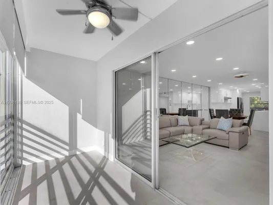 Property Slideshow image 3 of 32 | 1601 abaco dr f3, Coconut Creek, FL, 33066