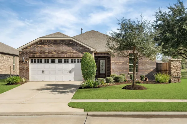 Property Slideshow image 2 of 48 | 2927 button bush dr, Richmond, TX, 77469