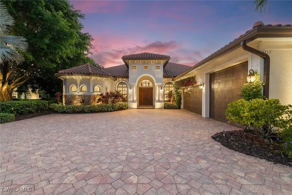 Property Slideshow image 3 of 50 | 7717 trent ct, Naples, FL, 34113
