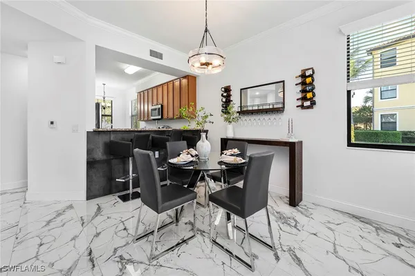 Property Slideshow image 3 of 36 | , Naples, FL, 34113