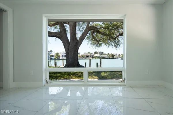 Property Slideshow image 3 of 20 | 320 bow line bnd, Naples, FL, 34103