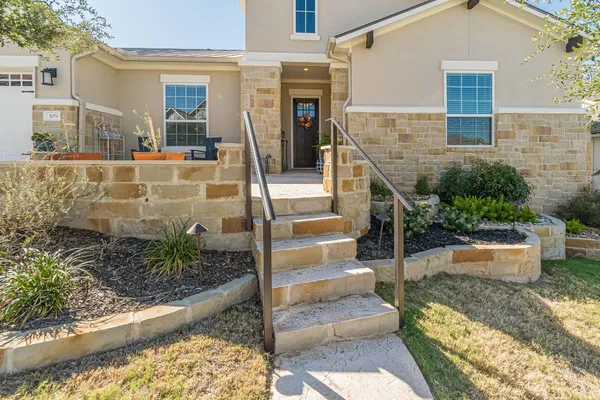 Property Slideshow image 2 of 36 | 109 twirling pecan cv, San Marcos, TX, 78666