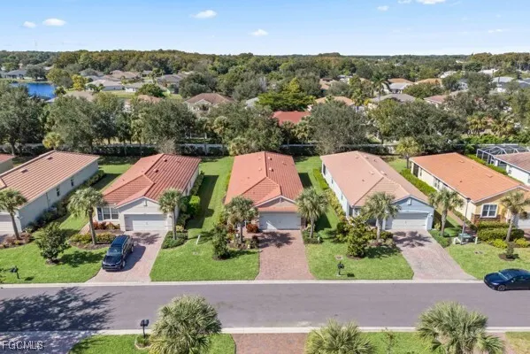 Property Slideshow image 3 of 41 | 2197 summersweet dr, Alva, FL, 33920