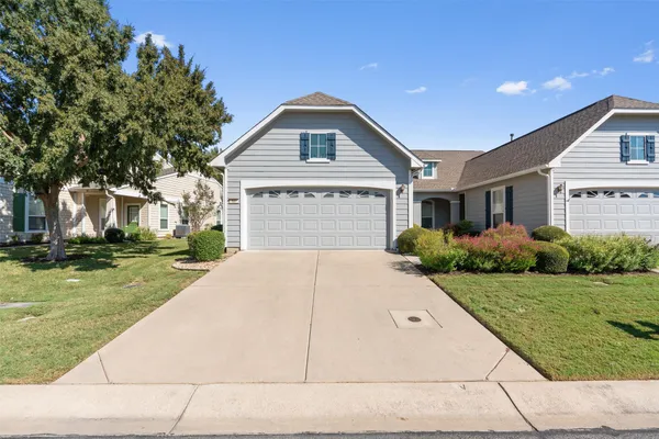 Property Slideshow image 2 of 31 | 337 portsmouth dr, Georgetown, TX, 78633