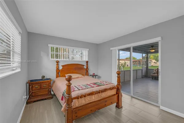 Property Slideshow image 2 of 27 | 980 nw 69th ave, Margate, FL, 33063