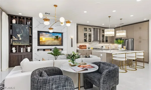 Property Slideshow image 2 of 14 | 2553 kingfisher dr, Naples, FL, 34112