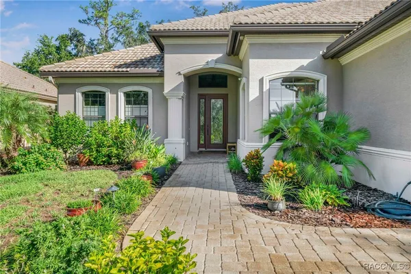 Property Slideshow image 2 of 67 | 1040 w beagle run loop, Hernando, FL, 34442