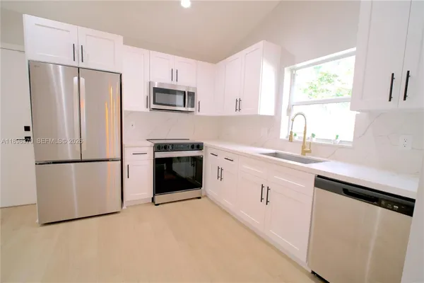 Property Slideshow image 2 of 41 | 13026 hampton lakes cir, Boynton Beach, FL, 33436