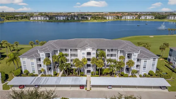 Property Slideshow image 2 of 43 | 10460 washingtonia palm way 1313, Fort Myers, FL, 33966